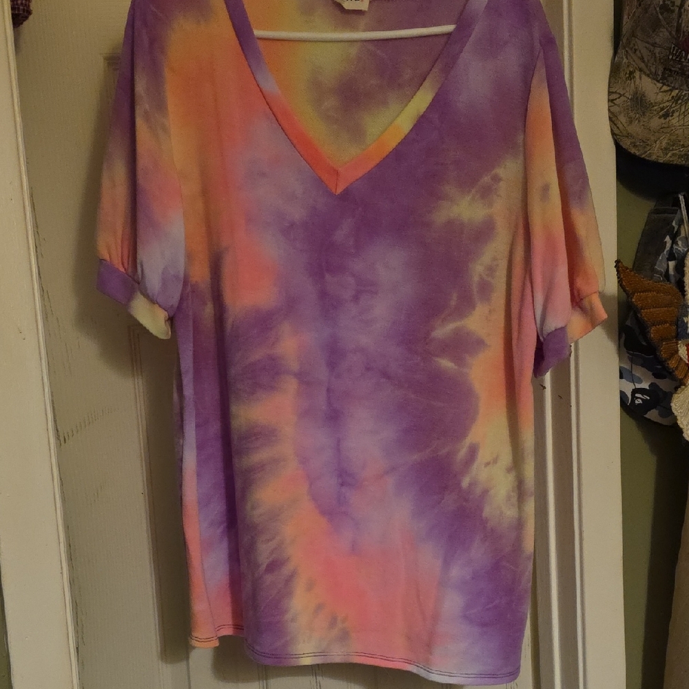 BiBi Purple and Pink Tie-Dye V-Neck Top